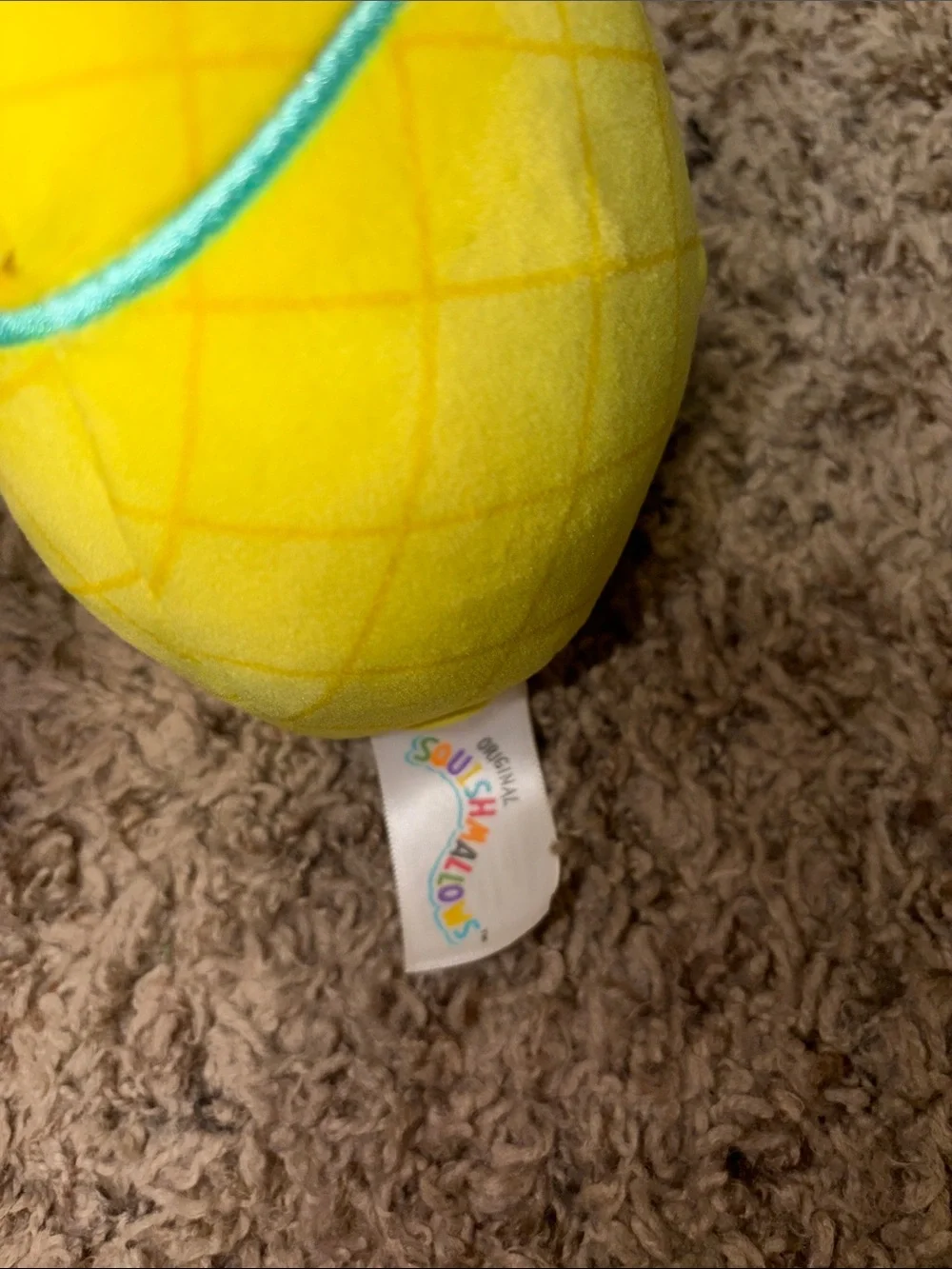 Squishmallows Foodie Squad Maui The Pineapple